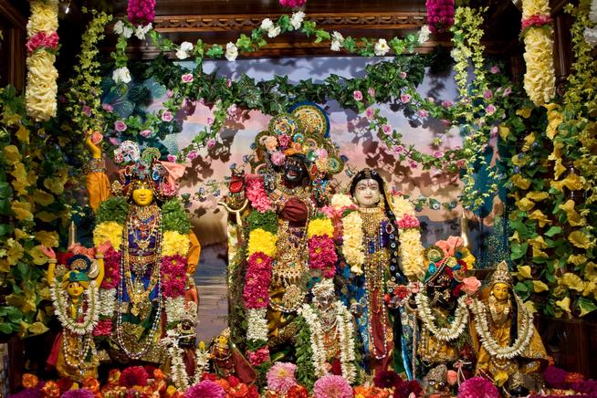 Narasingha Chaitanya Matha Main Altar