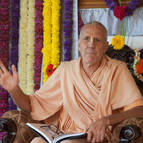 Guru Maharaja Speaking Hari-katha